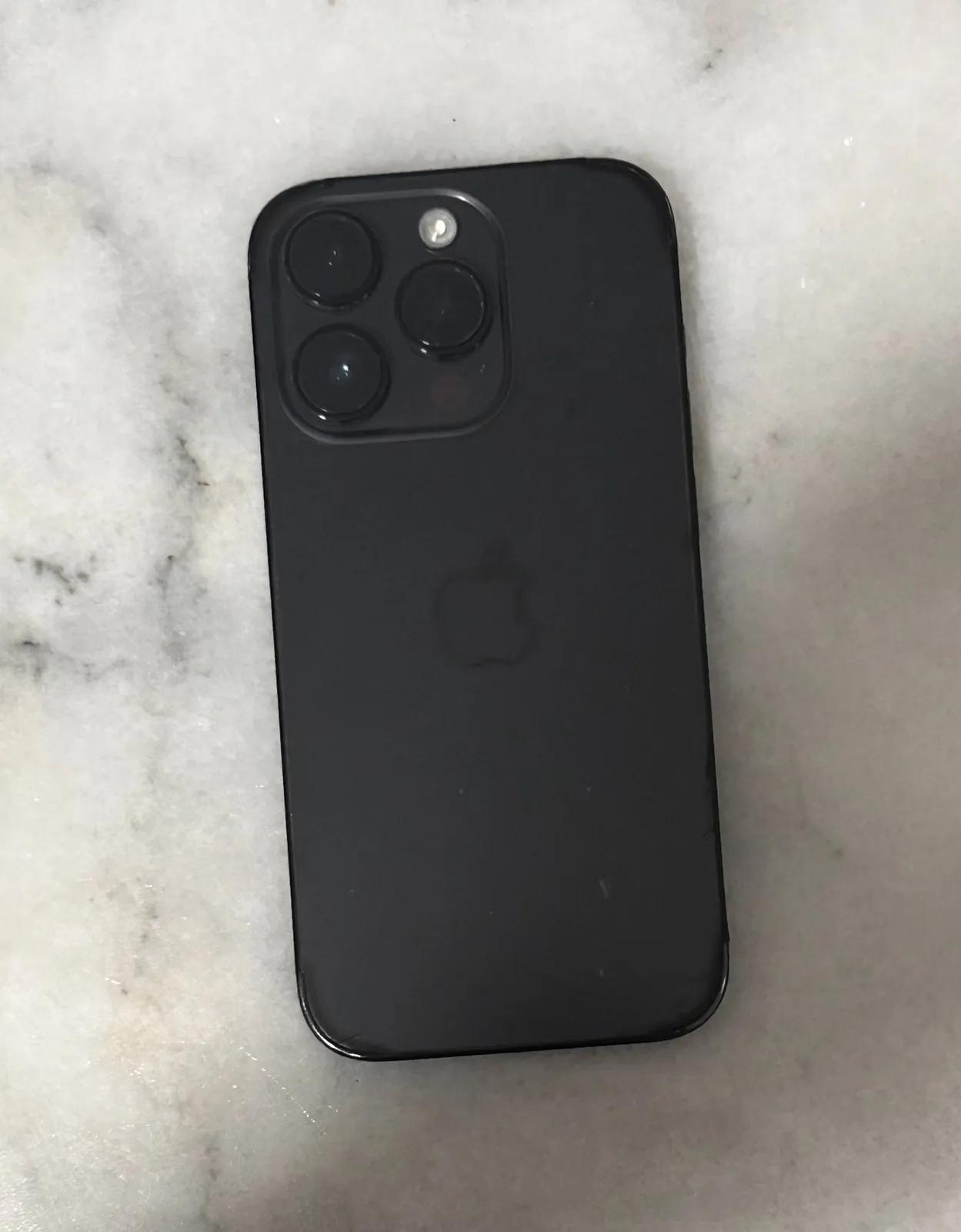 IPhone 14 Pro 256 ГБ в хорошем состоянии