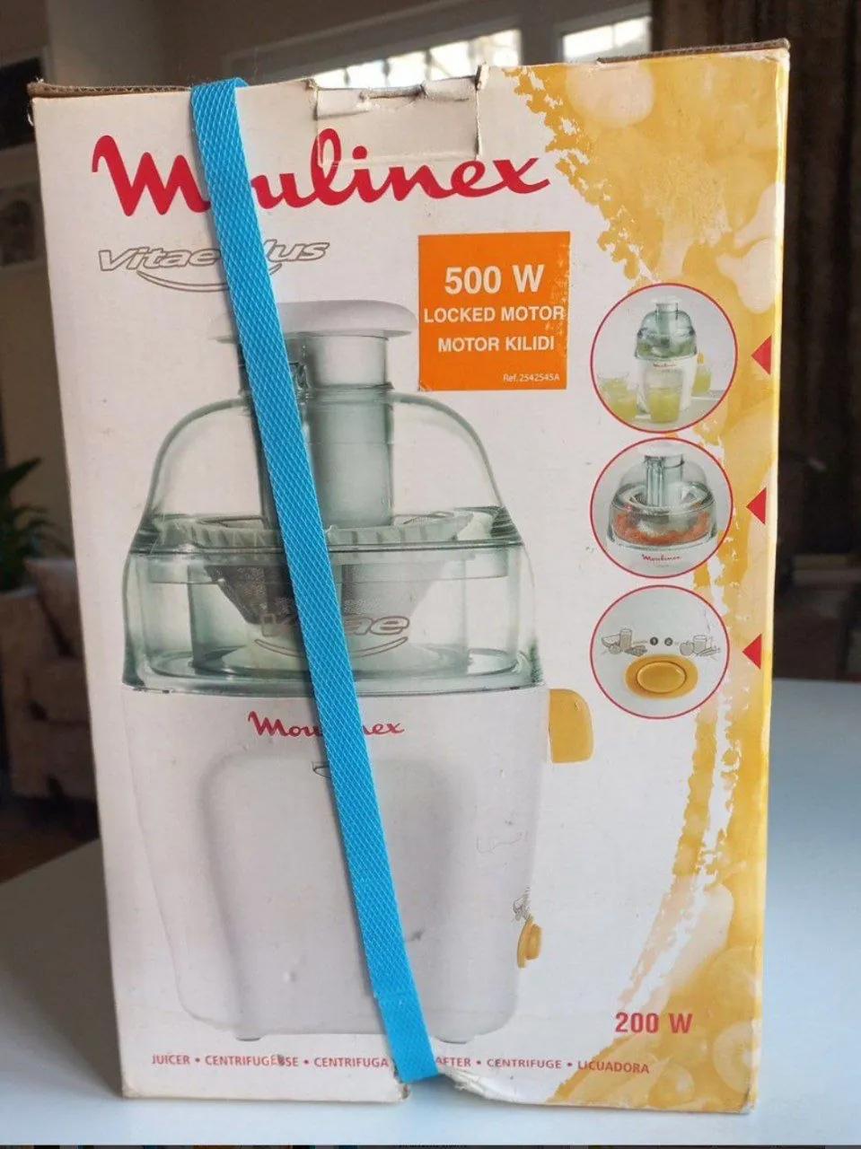 Соковыжималка Moulinex Vitae Plus в упаковке