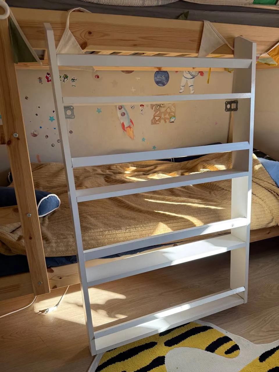 Складной стол, диван и детская полка IKEA