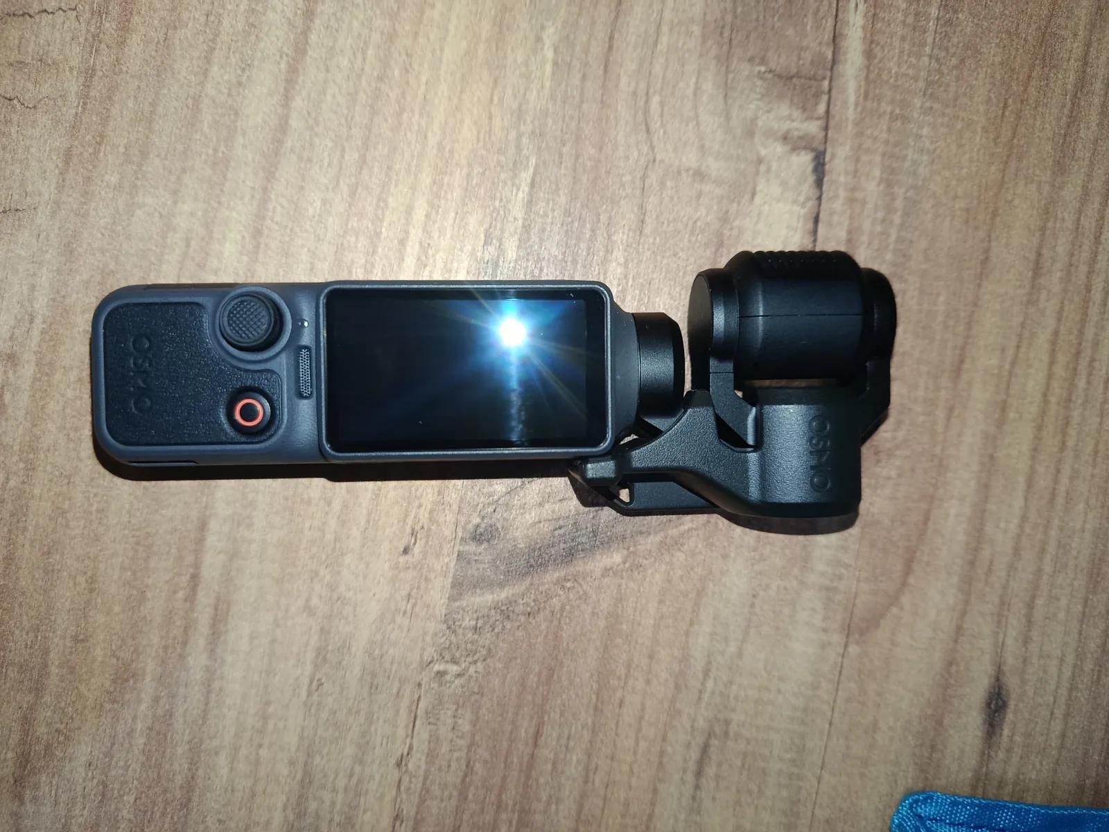 DJI Osmo Pocket 4 Creator Combo, почти новый