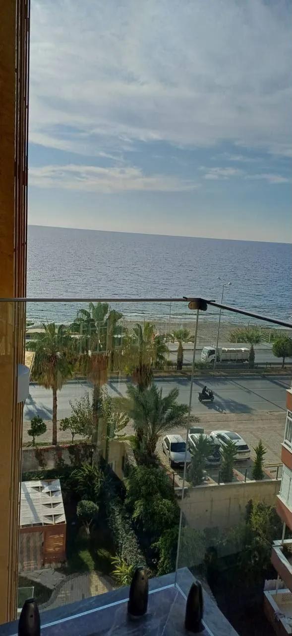 Квартира 1+1 на первой линии моря, Махмутлар