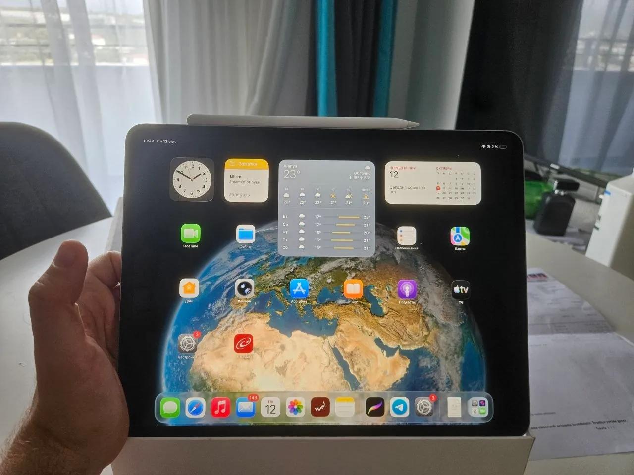 IPad Pro 12,9 M2 со стилусом в Аланье