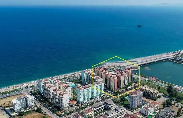 Квартира 2+1 с мебелью на первой линии в Анталии