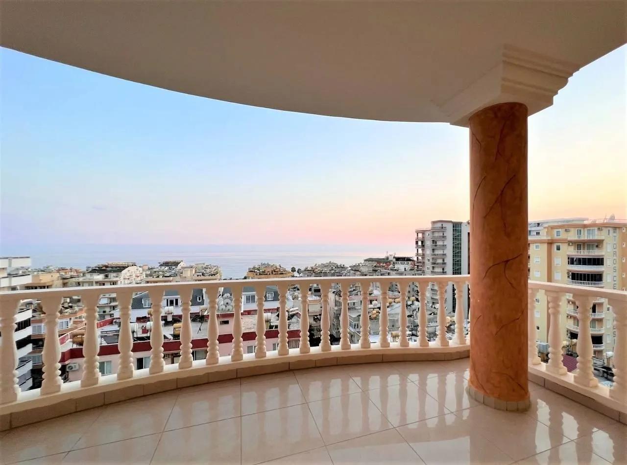 Квартира 2+1 с видом на море в Toros Residence, Махмутлар
