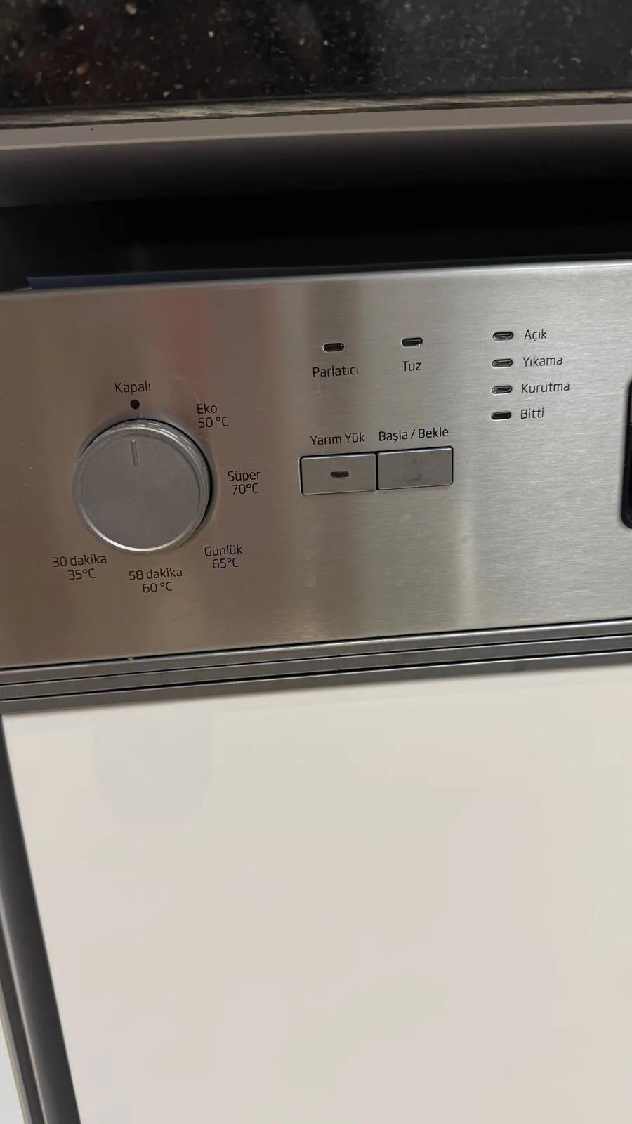 Посудомоечная машина Beko в хорошем состоянии