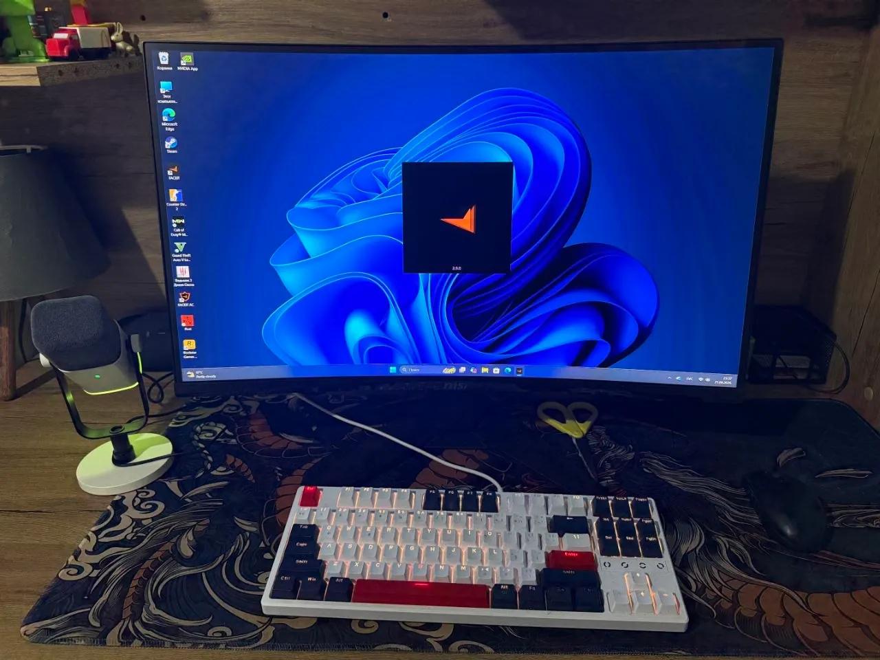 Игровой ПК с RTX 3080 и монитором MSI