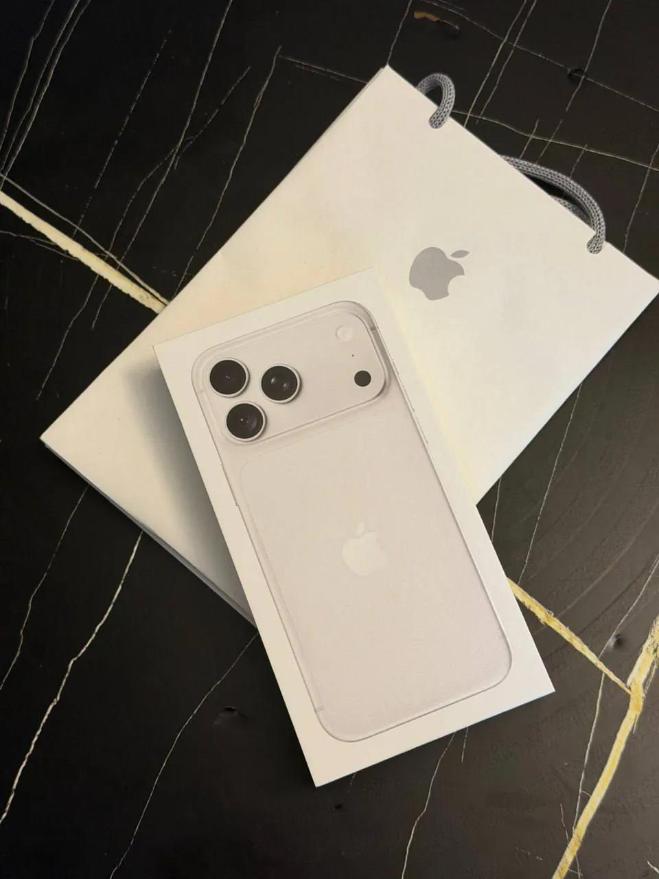 IPhone 18 Pro Max 256 ГБ, eSIM