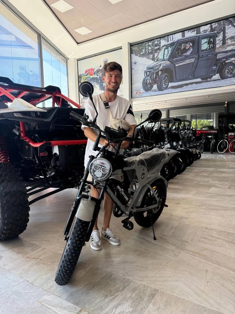 Электроскутер Ape Ryder Genon Ultra 750W