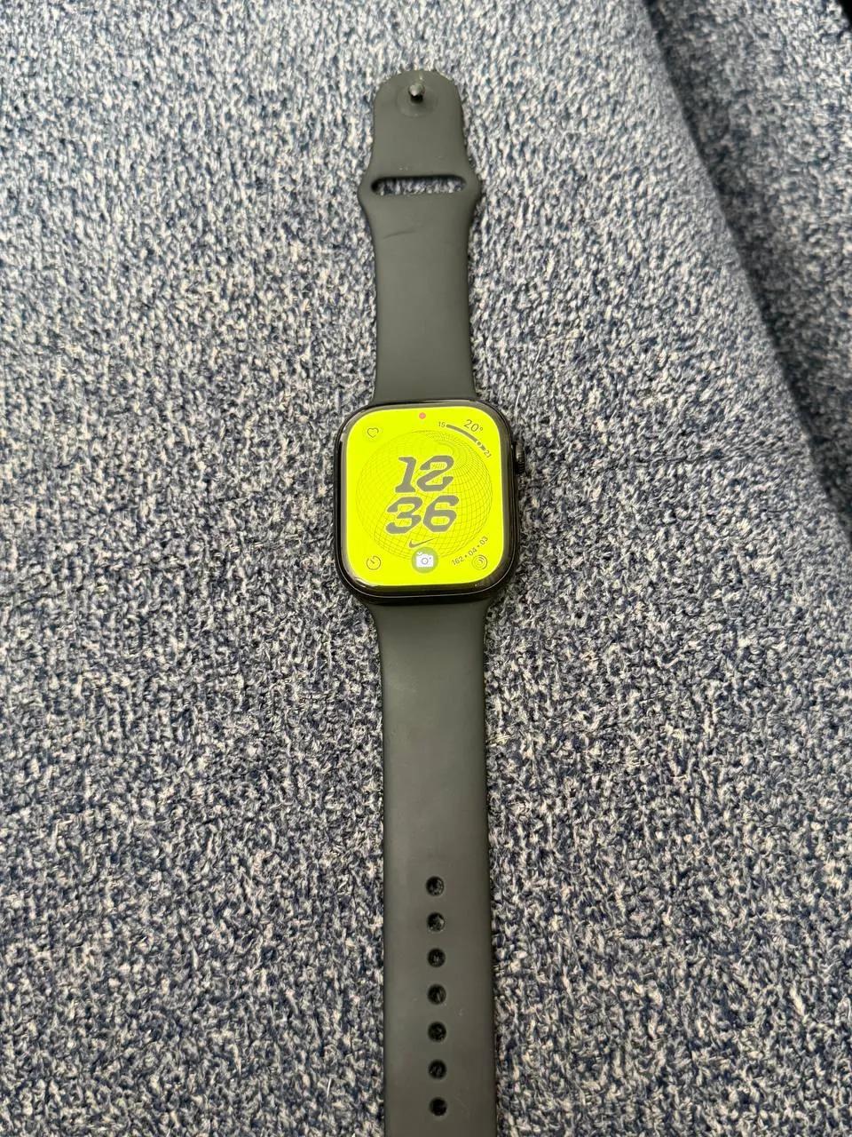 Apple Watch Series 11 46mm без царапин и повреждений