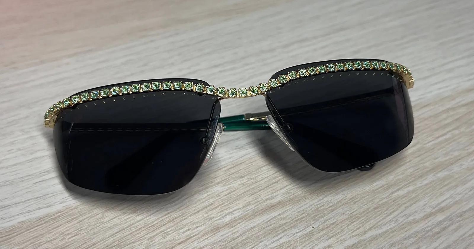 Солнцезащитные очки Swarovski SK7001 в Муратпаша