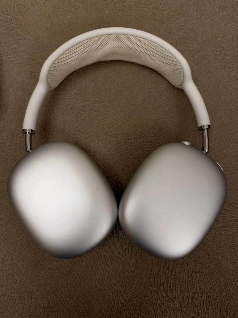 Apple AirPods Max в идеальном состоянии