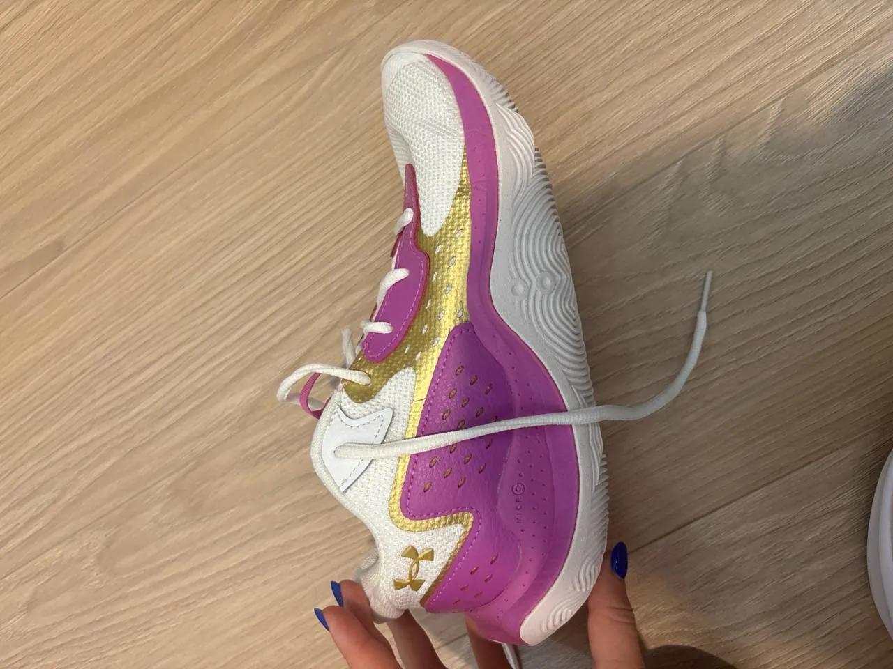 Спортивная одежда Under Armour
