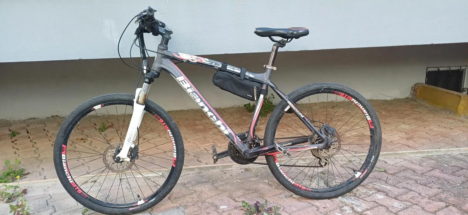 Велосипед Bianchi 7005 размер 26, требует регулировки