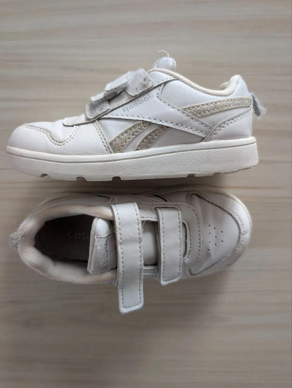 Детские кожаные кроссовки Reebok 25 размера