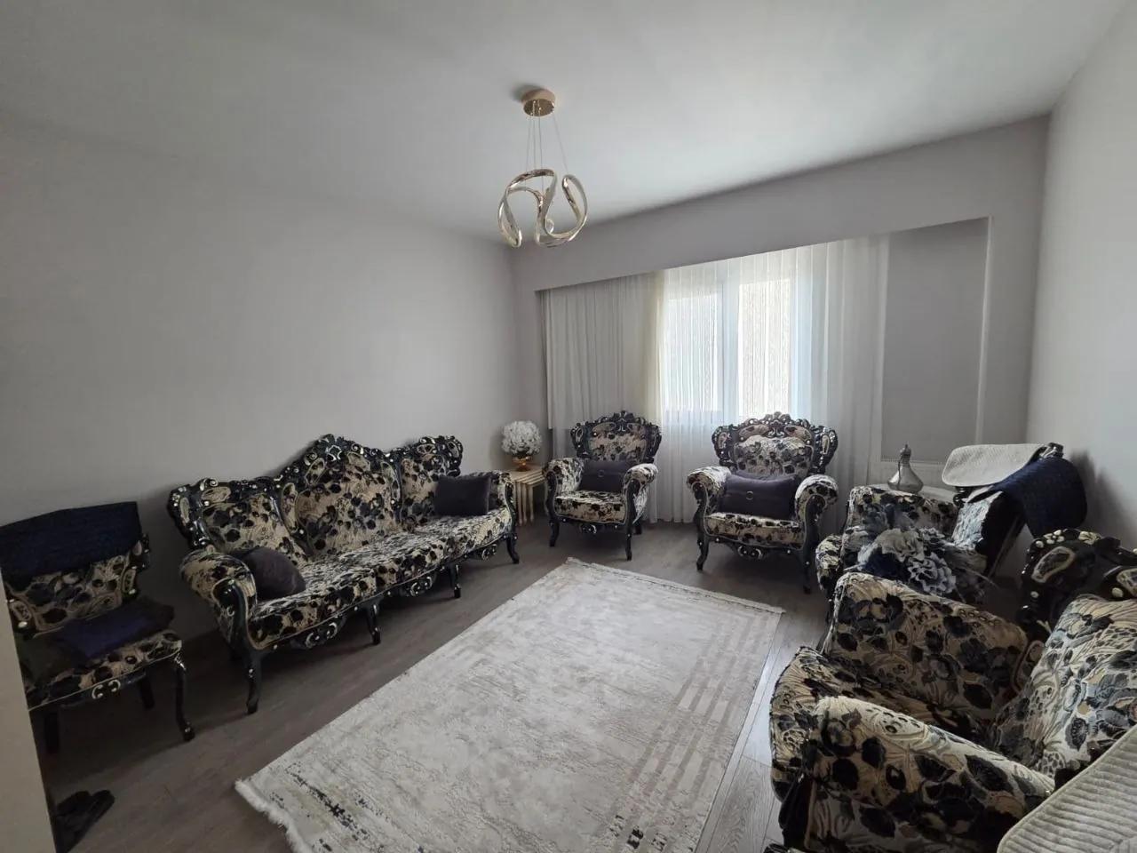 Комплект диванов с доставкой в Башакшехире