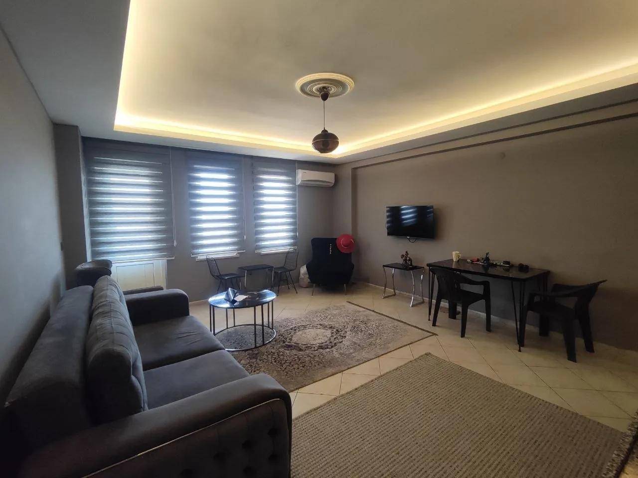 Квартира 60 м² с бассейном в центре Аланьи