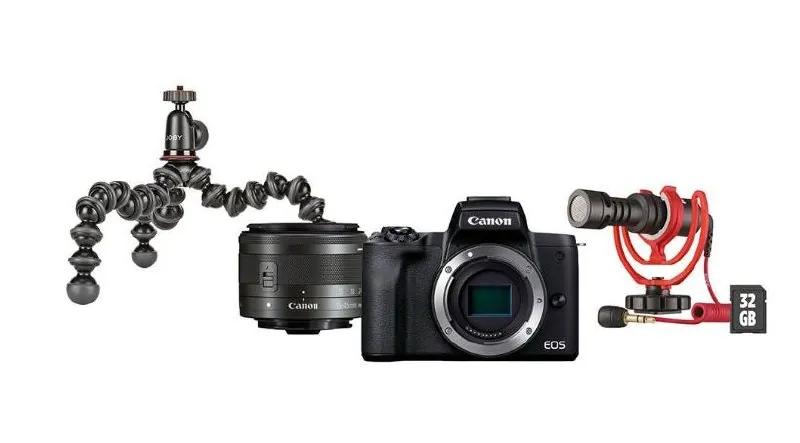 Комплект Canon EOS M50 Mark II с объективом