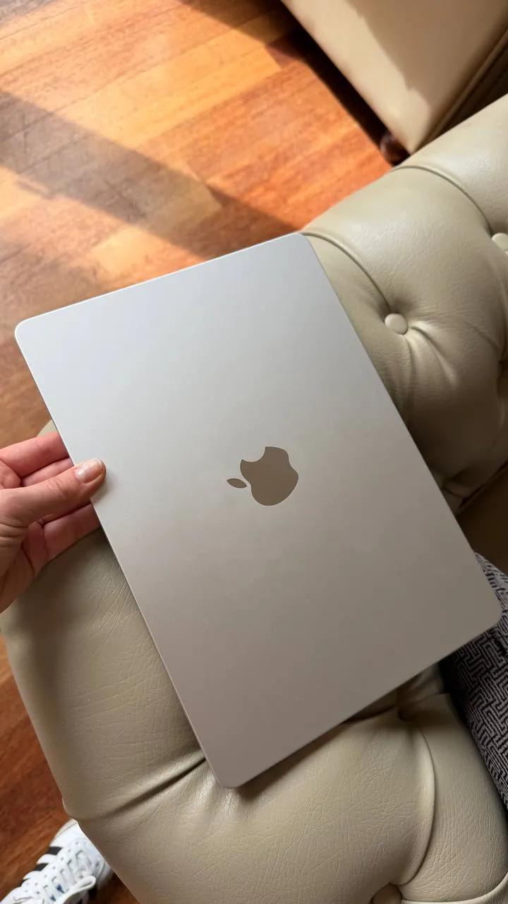 MacBook Air M2 13 дюймов, 8/256GB