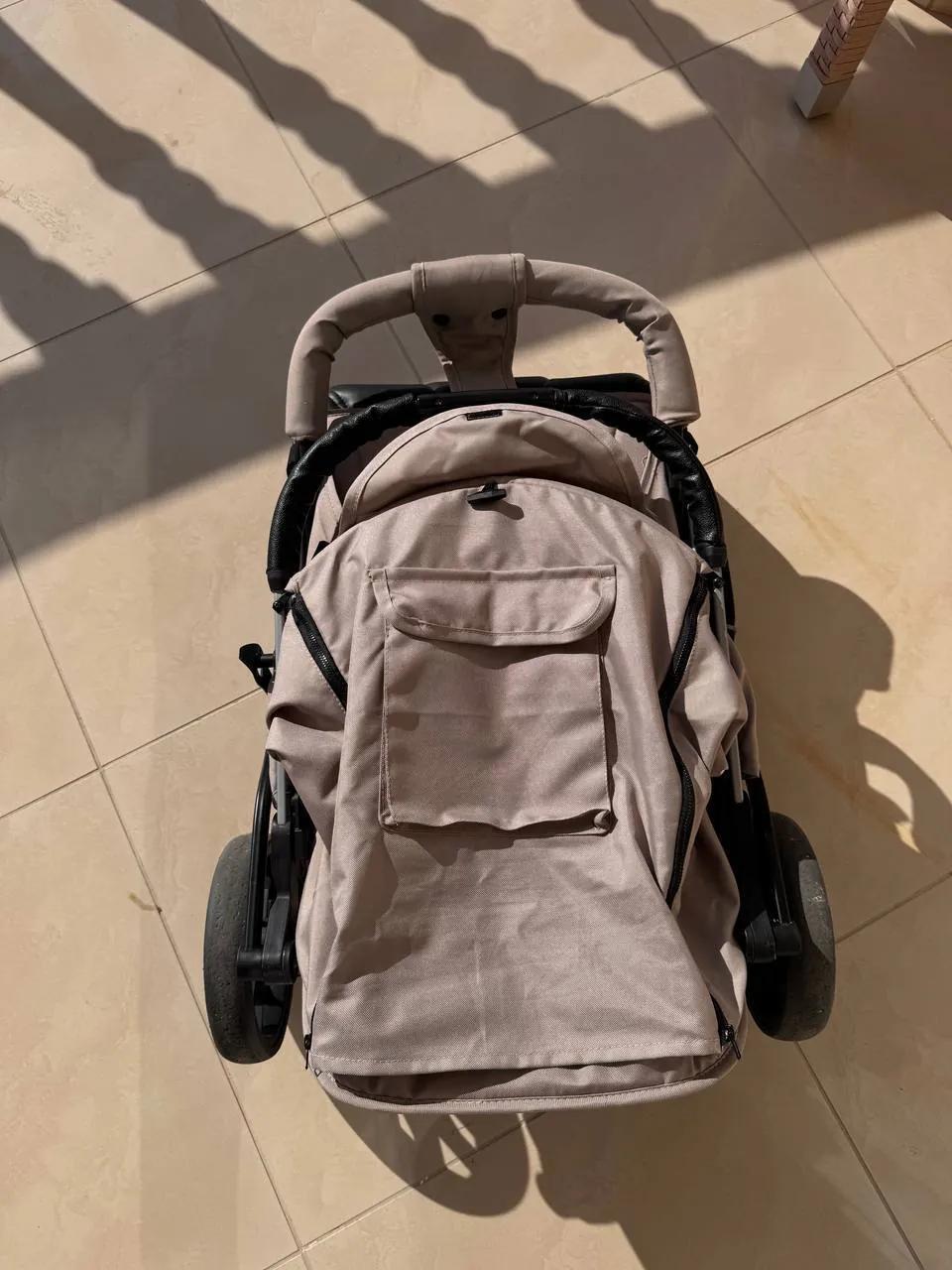 Коляска LuxMom универсальная до 22 кг