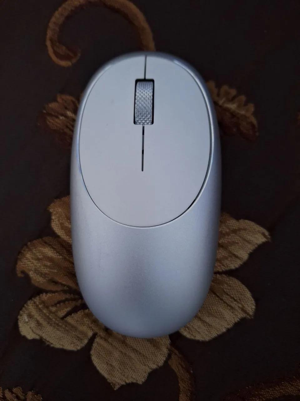 Беспроводная мышь Satechi M1
