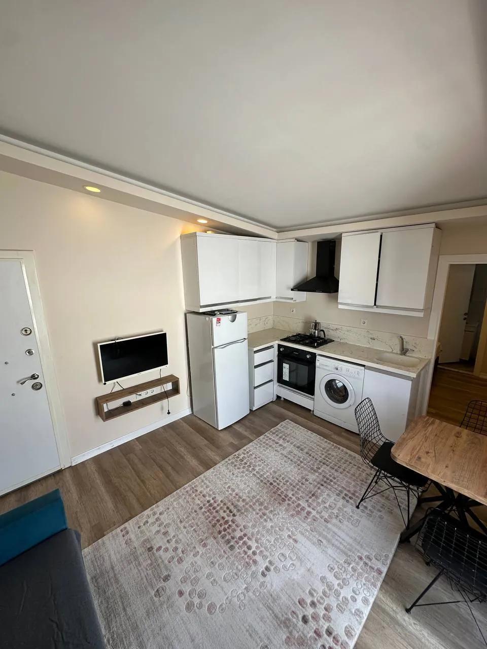 Квартира 1+1 в районе Фенер, Лара