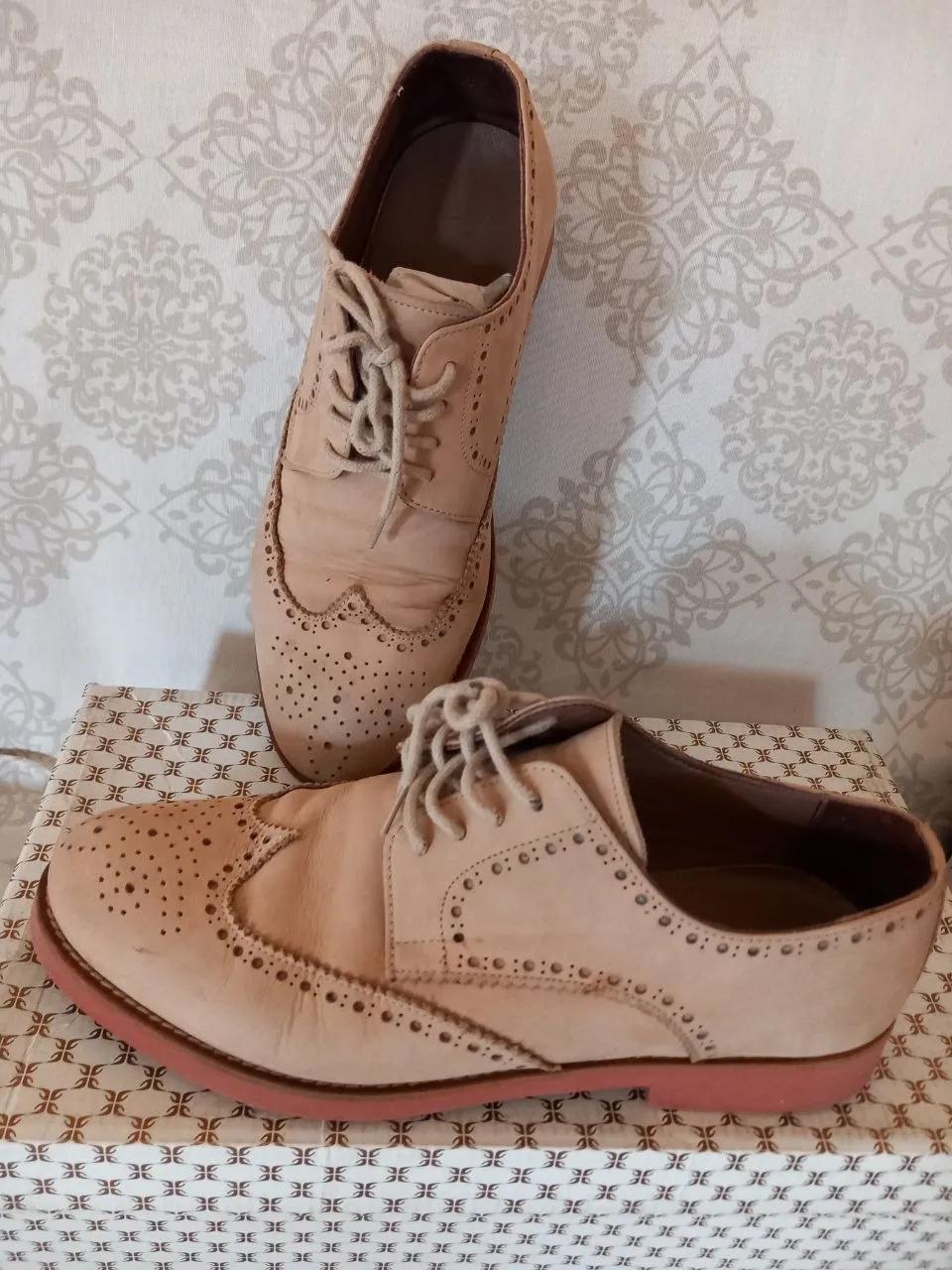 Женские туфли из нубука