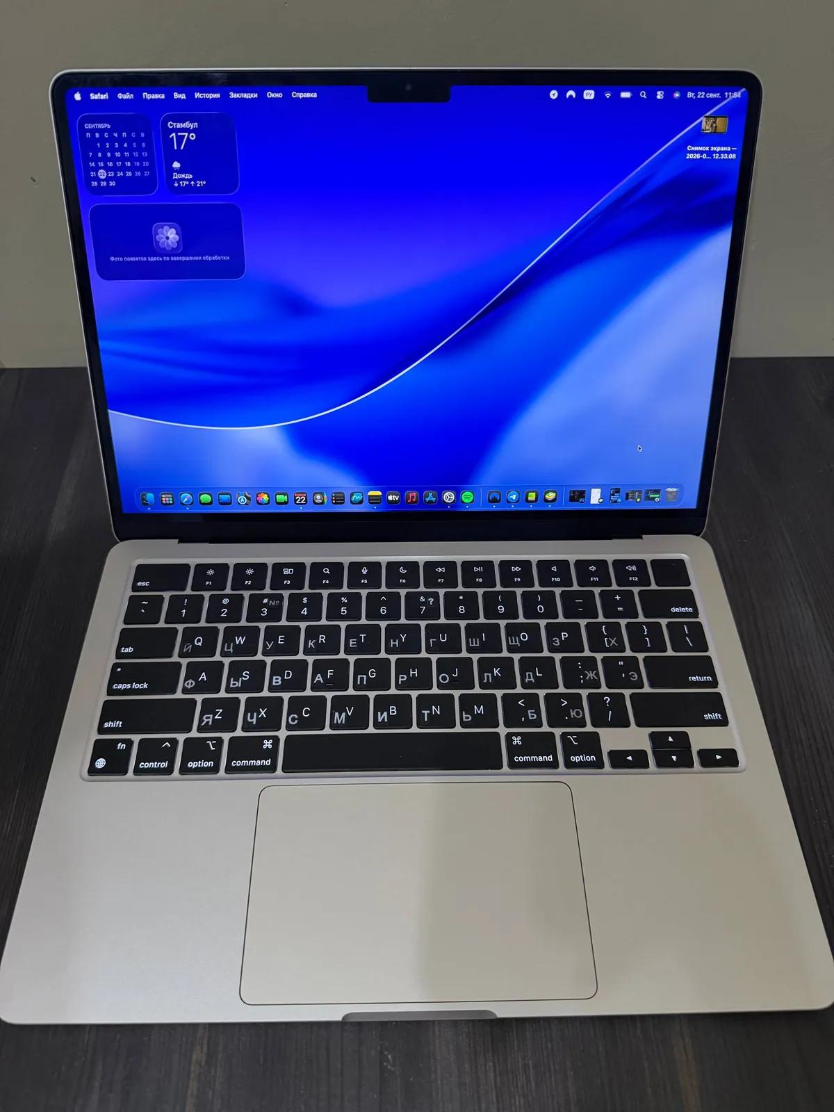 MacBook Air M2 2022 Starlight 256 ГБ