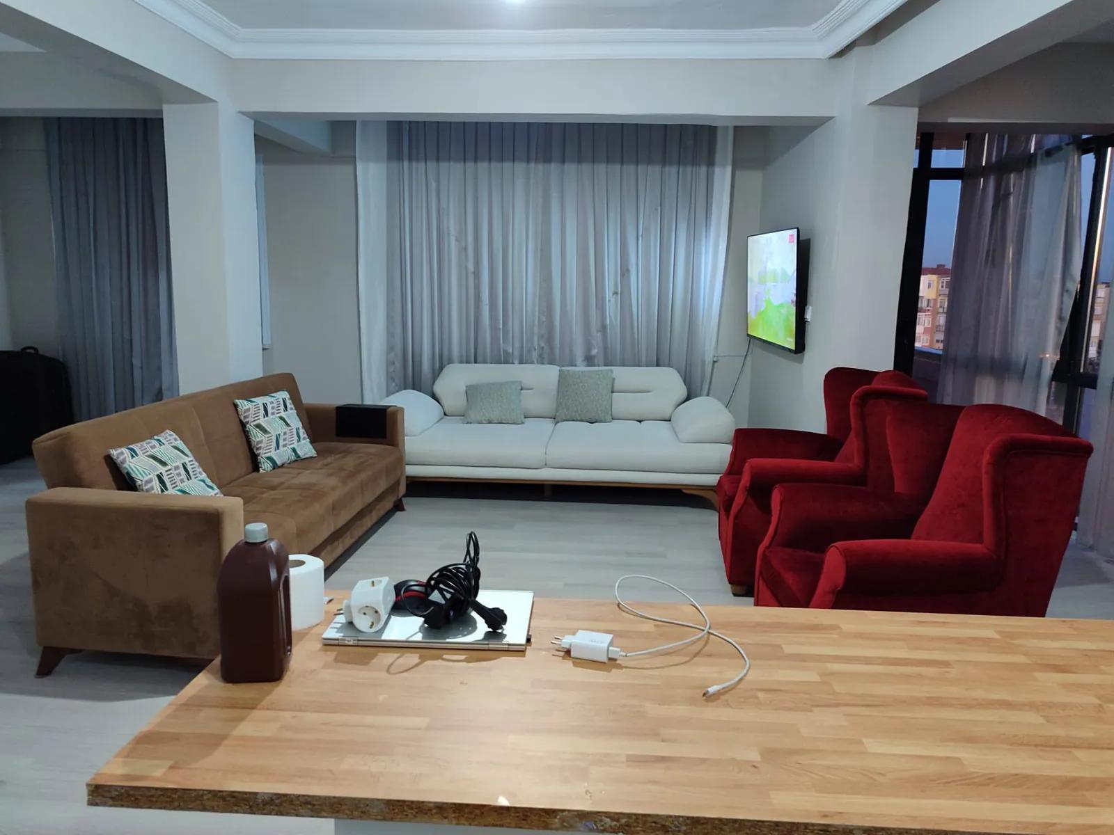 Комната для девушки в Büyükçekmece