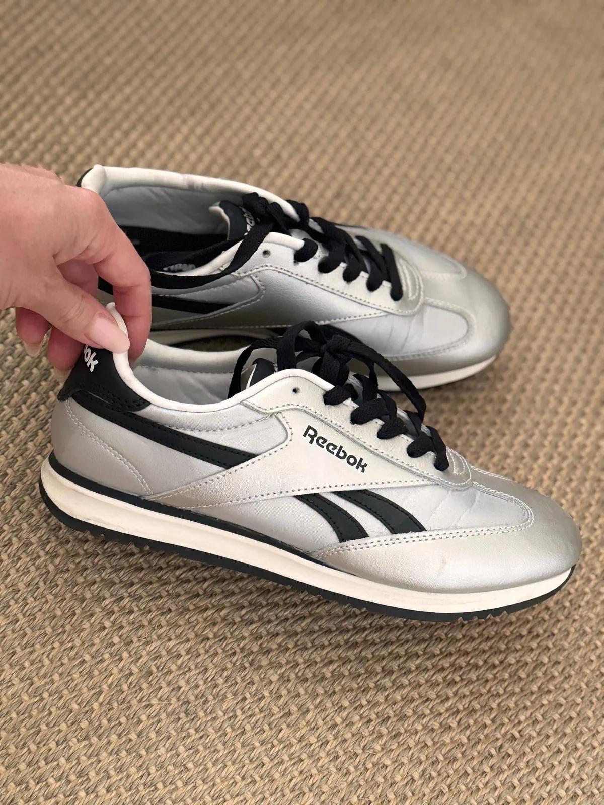 Кроссовки Reebok унисекс, 38 размер