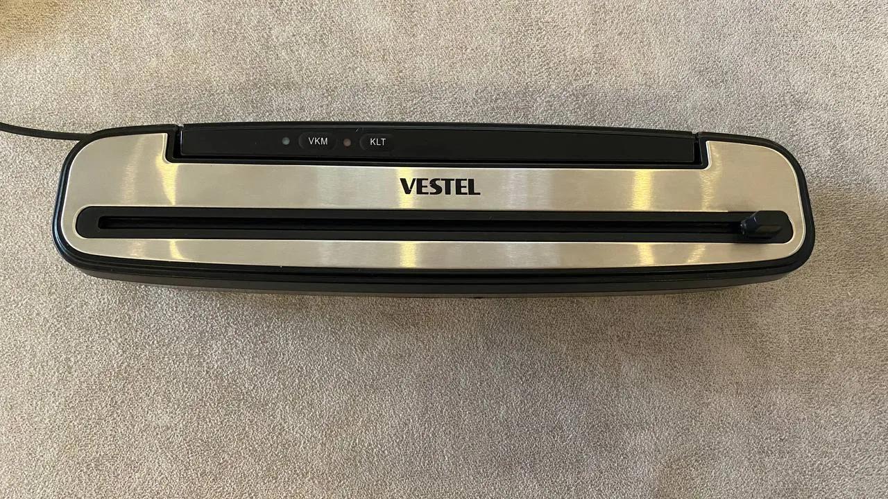 Вакууматор Vestel в отличном состоянии