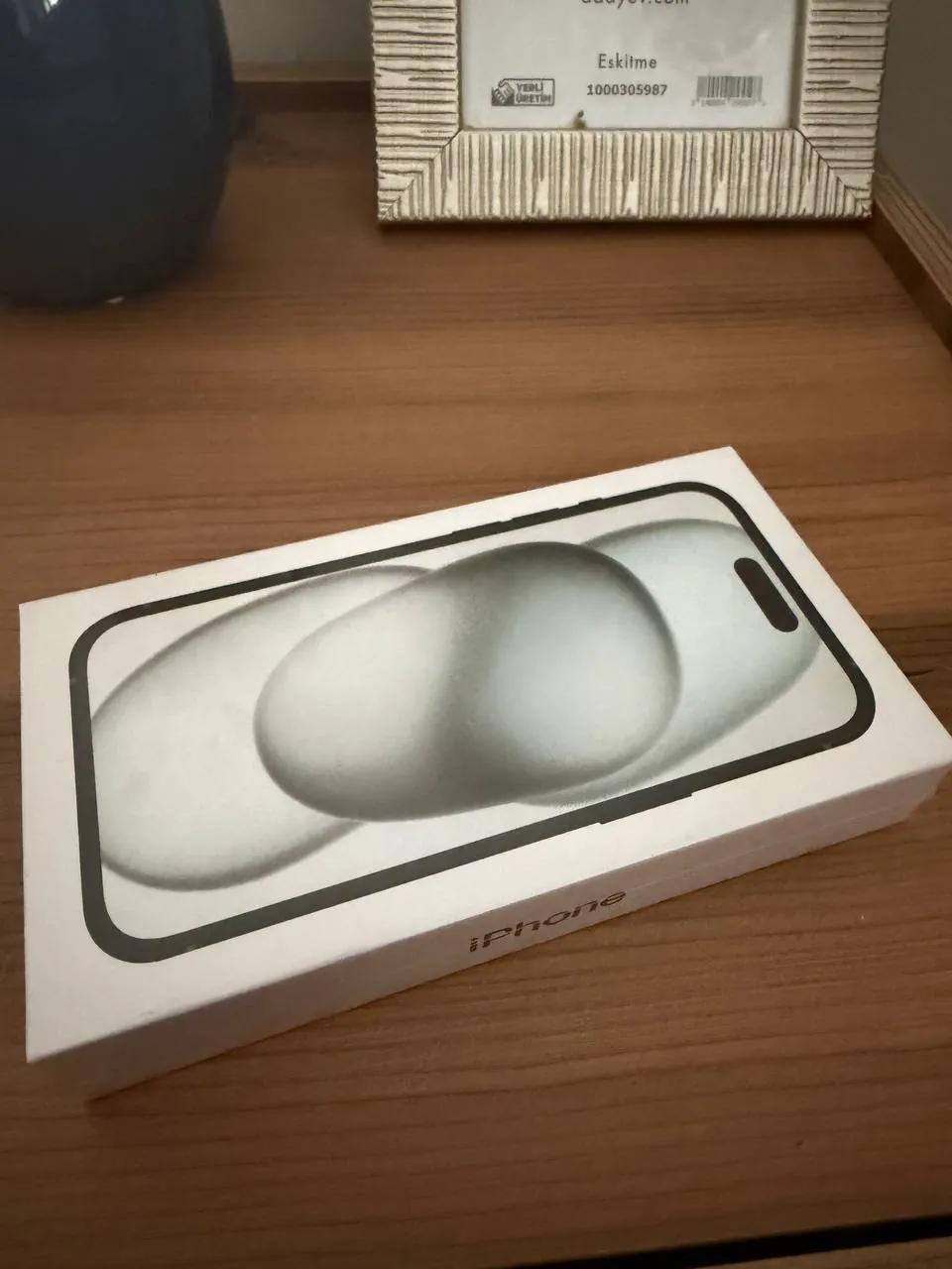 IPhone 15 128 ГБ, чёрный, новый