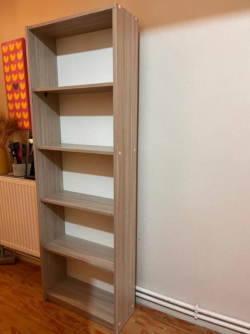 Книжный стеллаж из ДСП в Кадыкёй