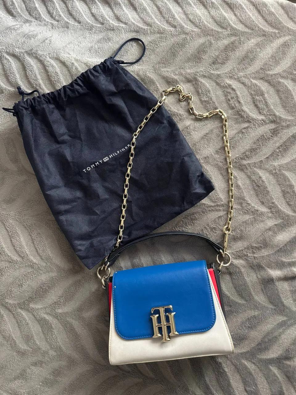 Сумка Tommy Hilfiger в Санджактепе