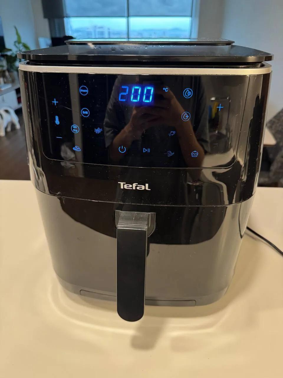 Аэрогриль Tefal LF12-P с двумя решётками
