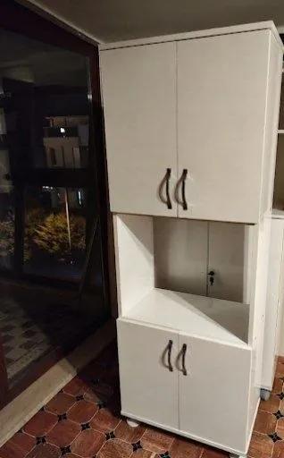 Кухонный шкаф с нишей для микроволновки