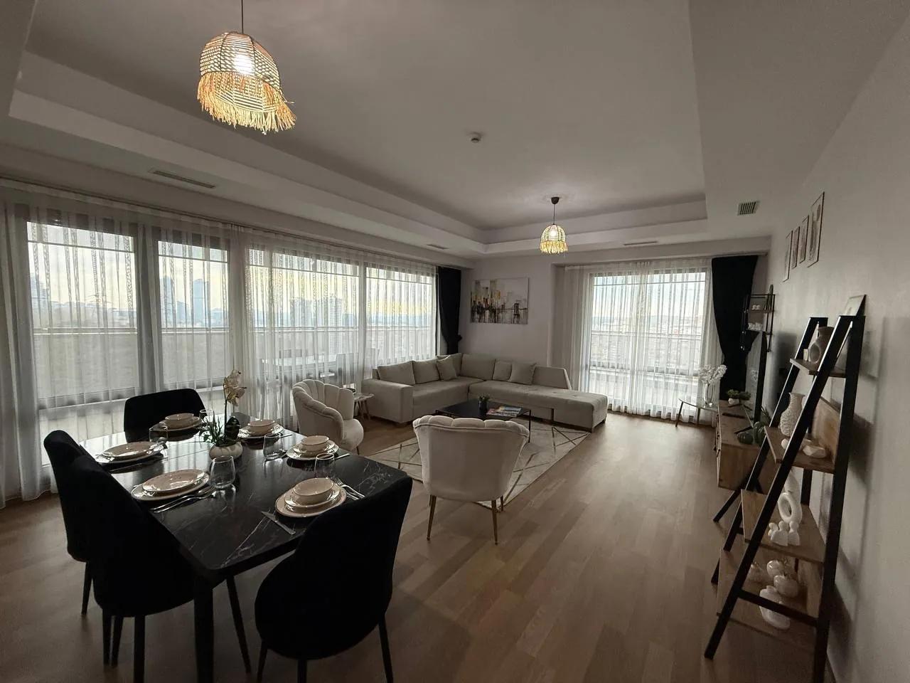 Квартира 3+1 в резиденции Maslak 1453 в Сарыере