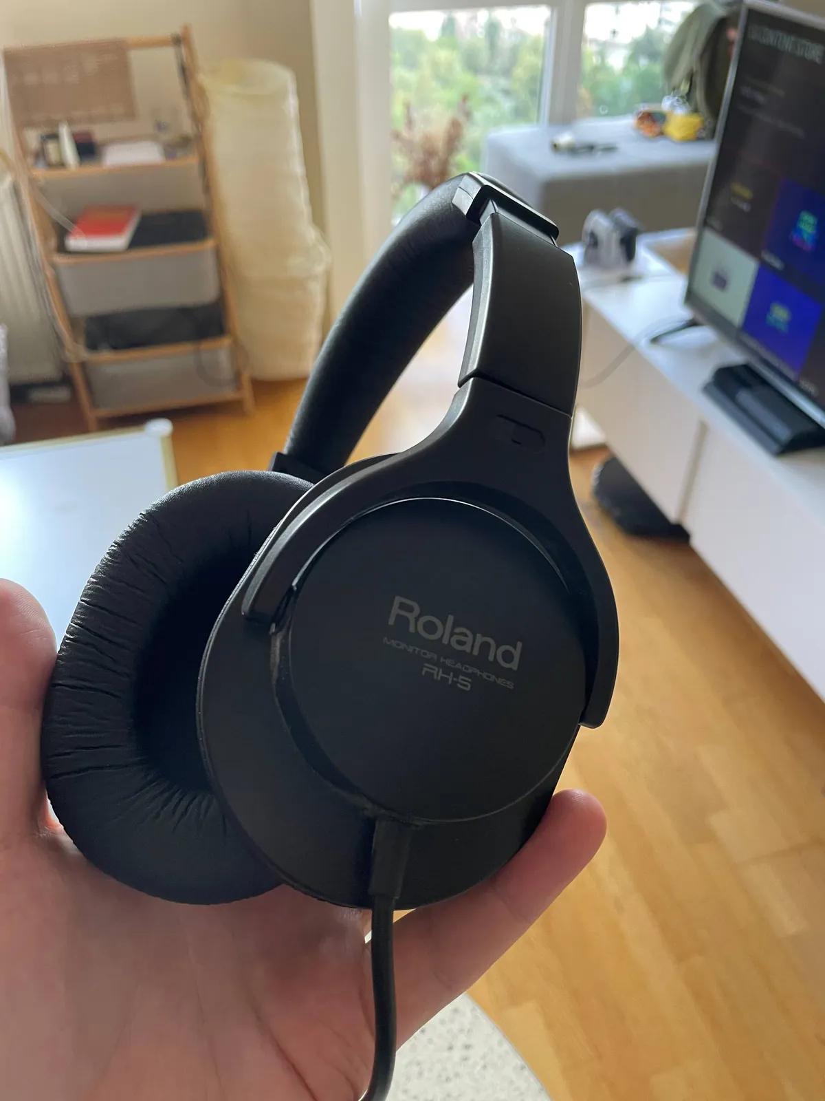Наушники Roland мониторные