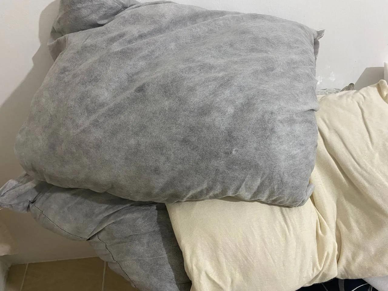 Комплект из трёх подушек 60х50 см
