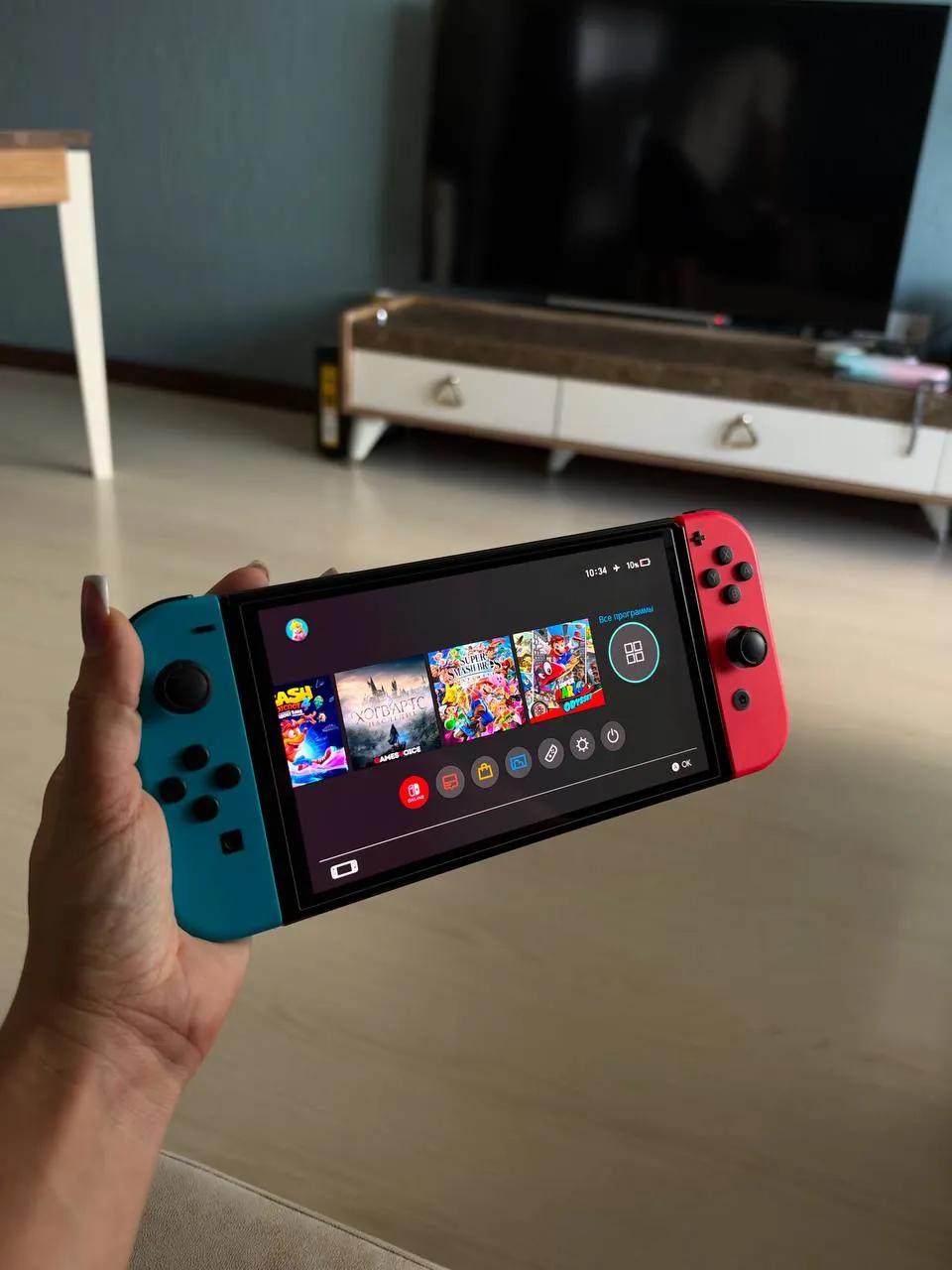Nintendo Switch OLED 64GB с картой памяти 256GB