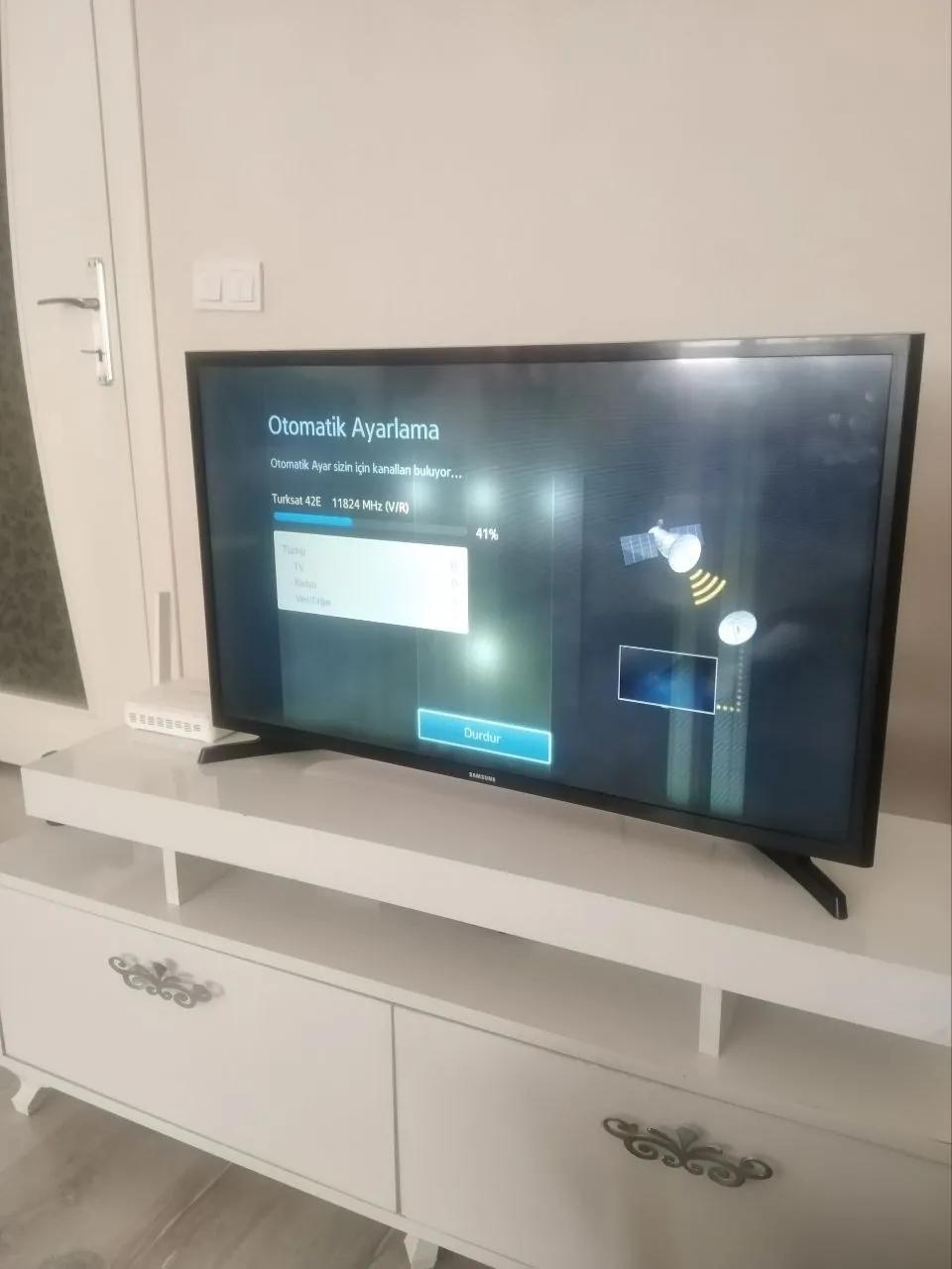 Samsung Smart TV 32 дюйма