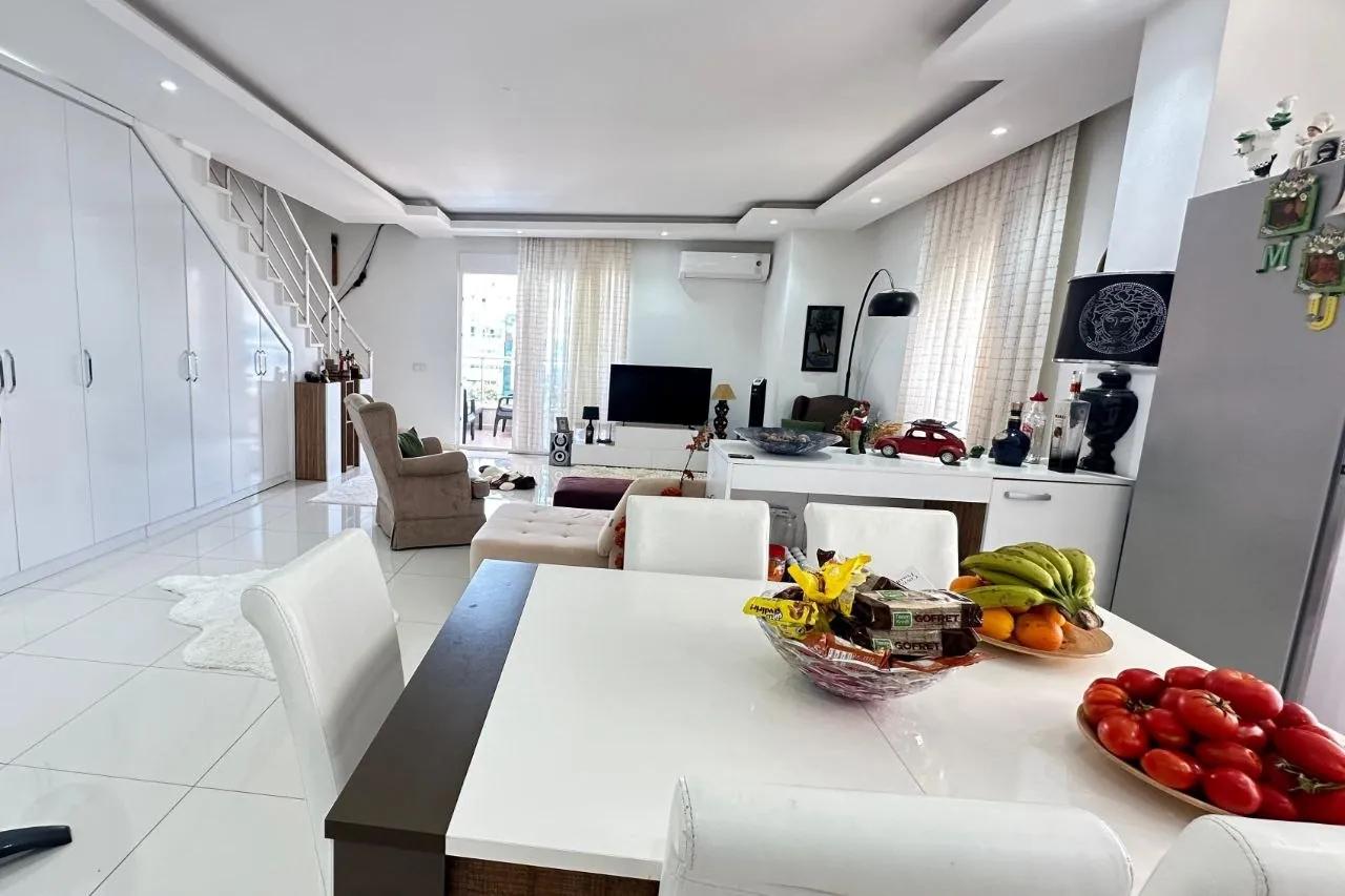 Дуплекс 2+1 140 м² с видом на море в Кестеле