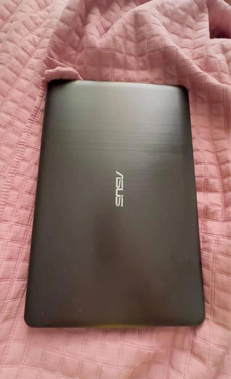 Ноутбук ASUS Intel Core i3 с видеокартой NVIDIA