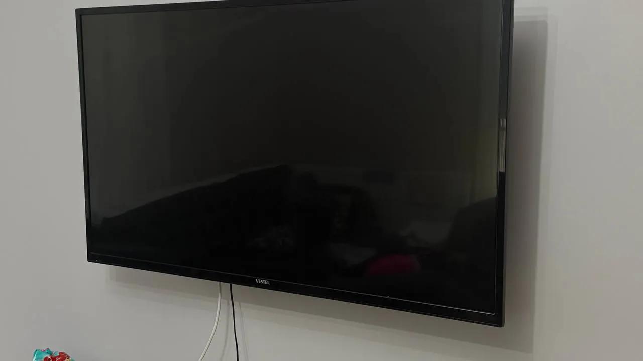 Телевизор Vestel Smart TV