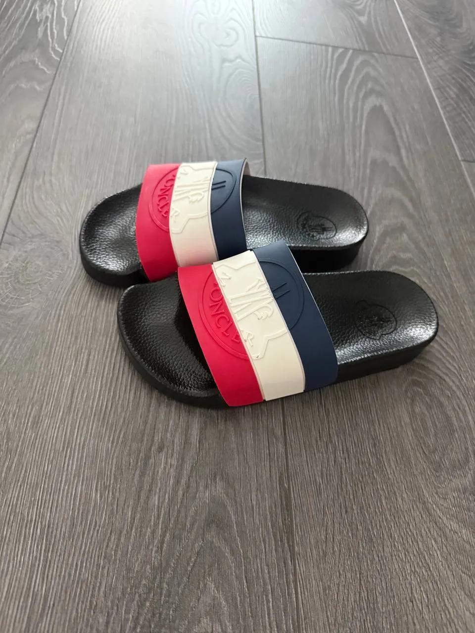 Moncler для ребёнка, размер 32