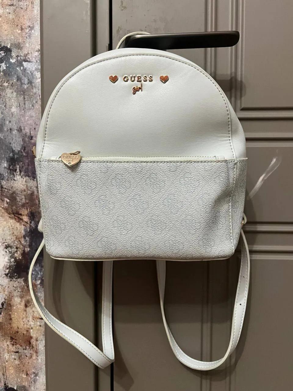 Новый рюкзак Guess