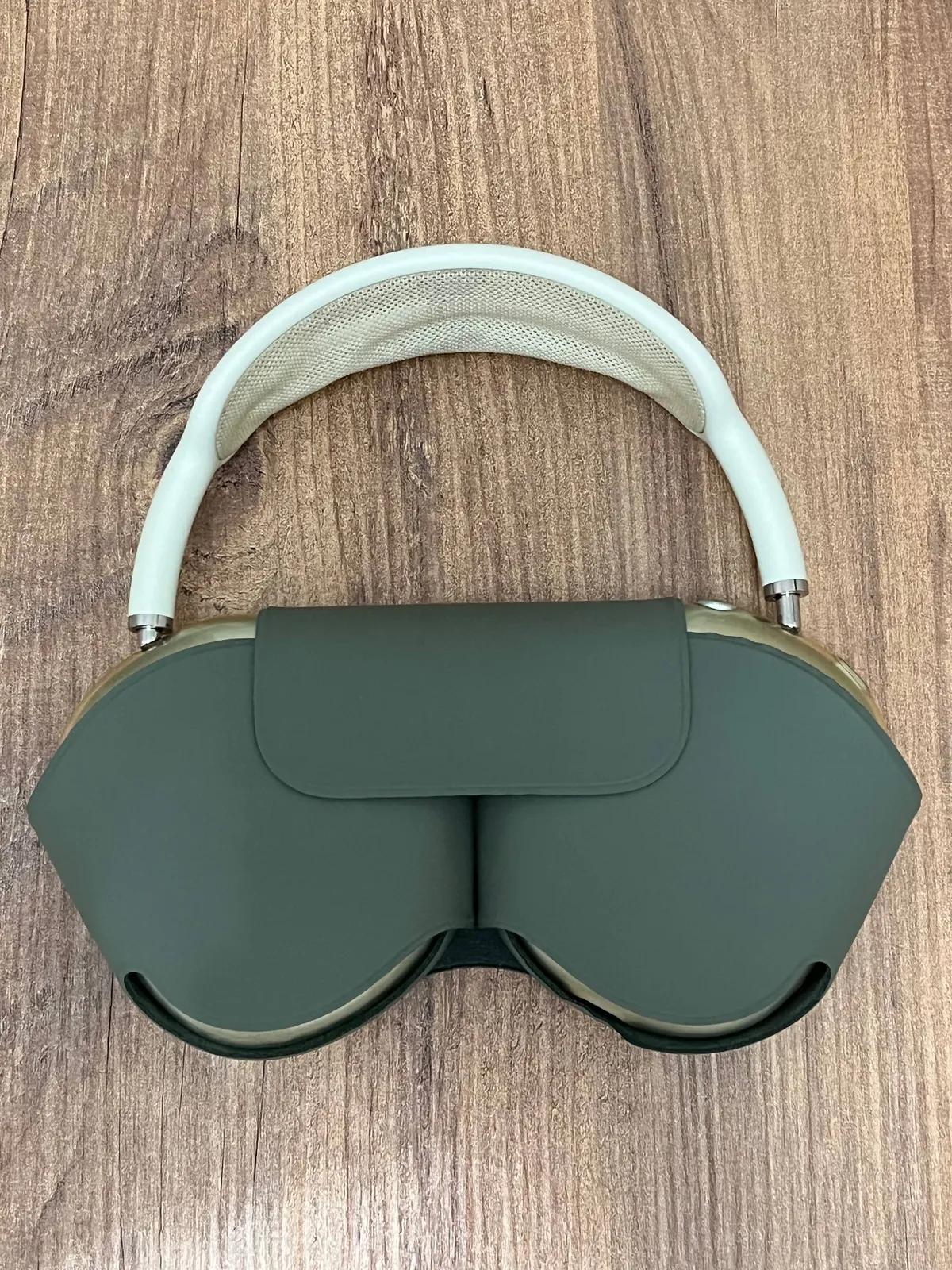 Наушники Apple AirPods Max с кейсом