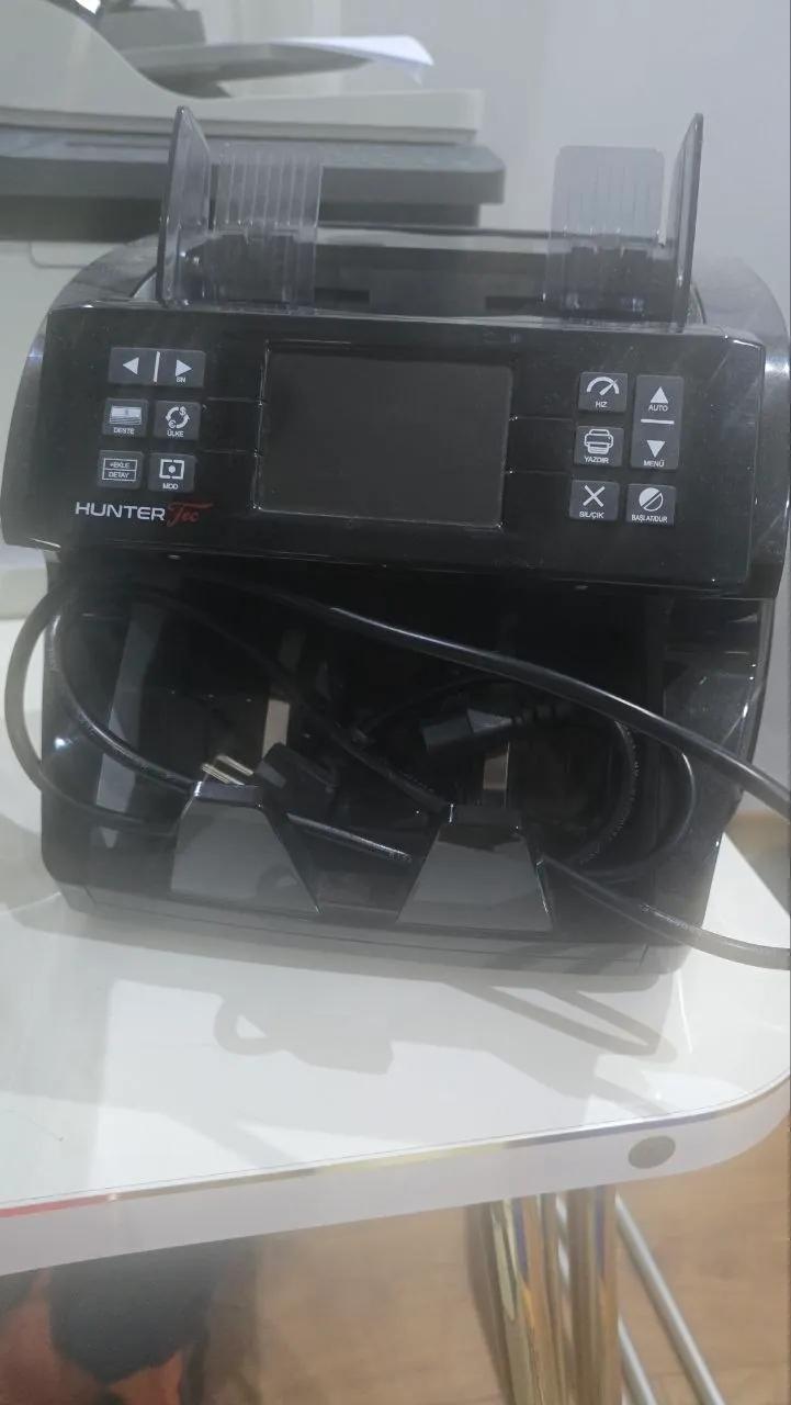 Счётная машинка для купюр Hunter Tec 2700