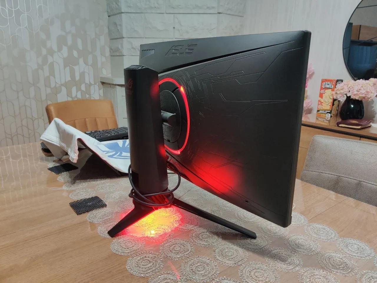 Игровой монитор Asus ROG XG27VQ 144Гц