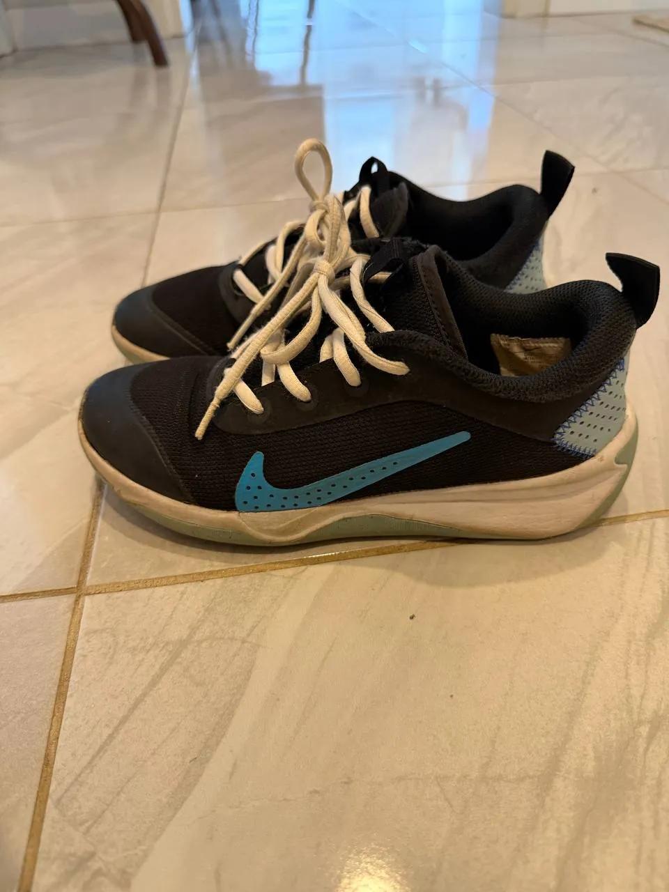 Кроссовки Nike для мальчика, размер 36