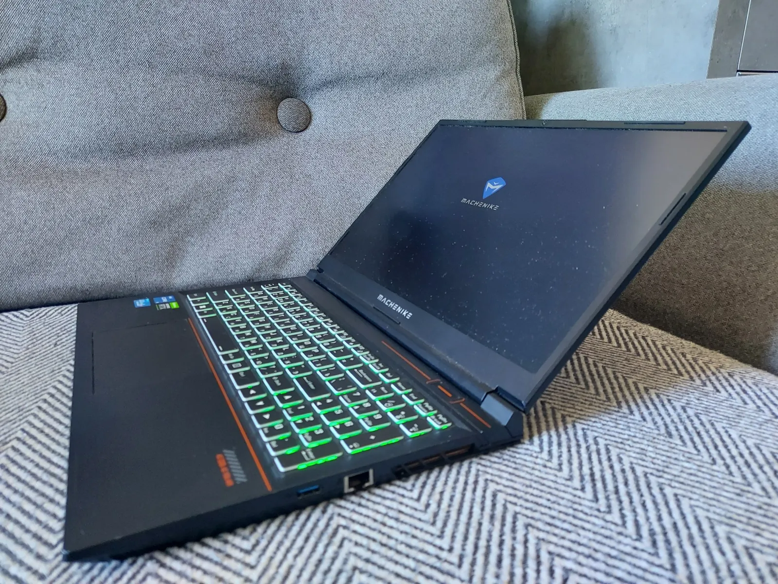Игровой ноутбук Intel Core i5, RTX 3050 4